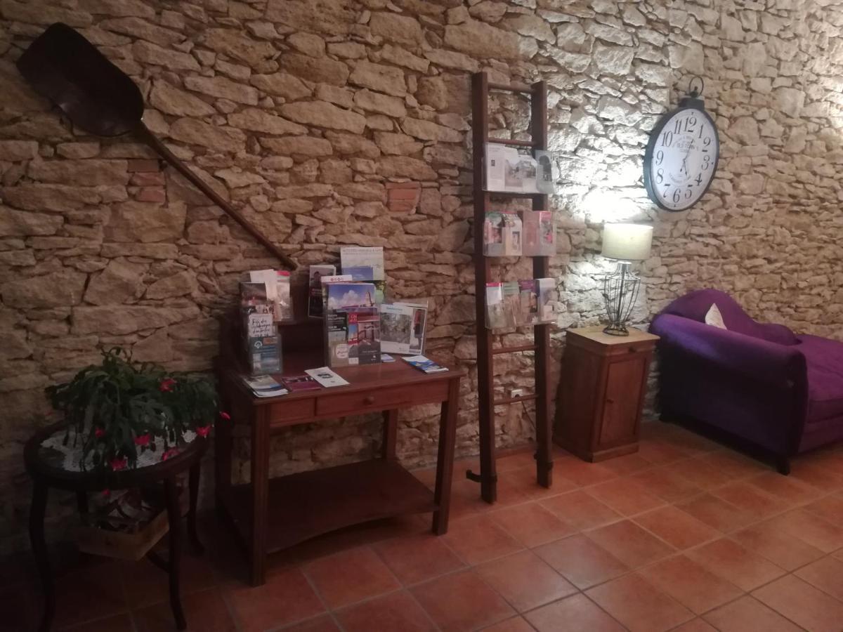 La Camiranaise Hotel Buitenkant foto